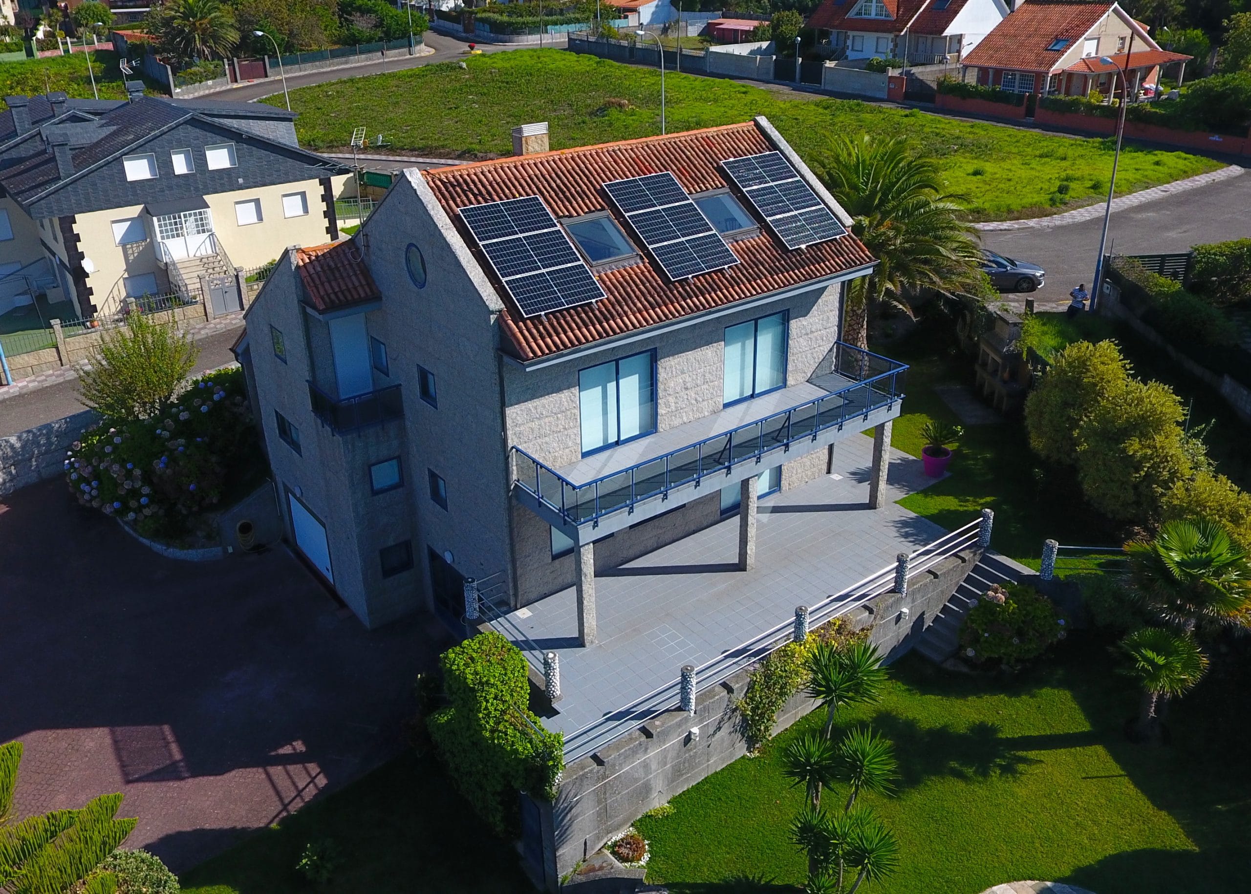 Panel solar en vivienda particular