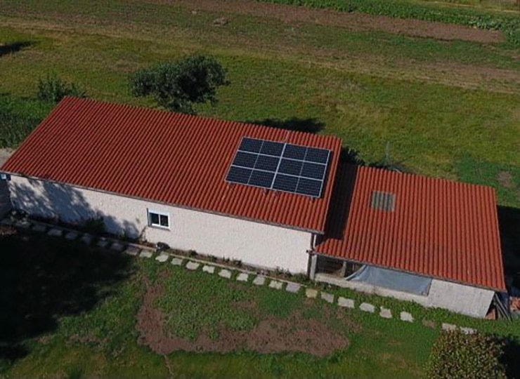 Panel solar en vivienda particular